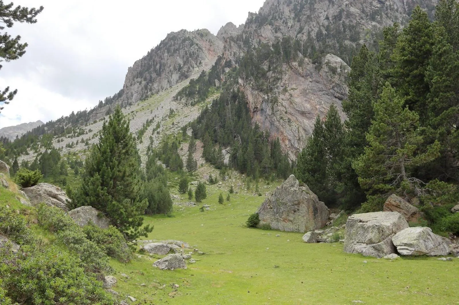 Appartement Duplex El Torrent - L'Amfitriona à Sort